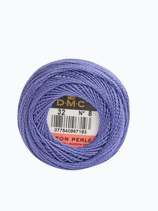 A ball of Dmc helmilanka nro 8 embroidery thread in purple, labeled “32” and “No. 8” on a central white sticker, with neatly wound kirjontalanka and a subtle satin shine.