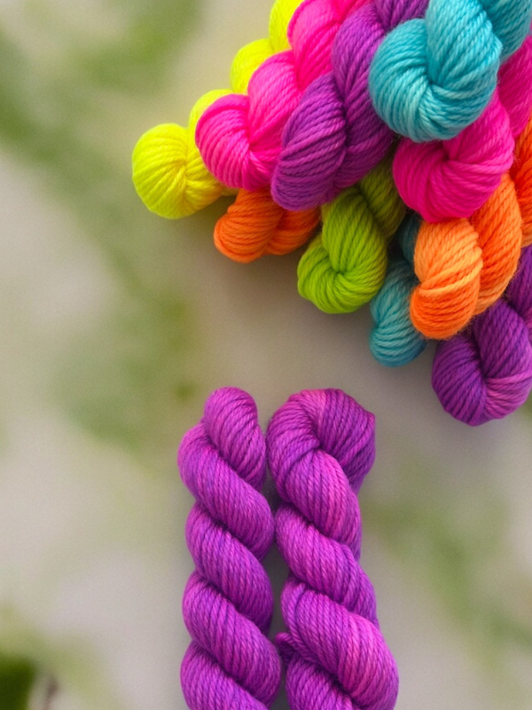 Neon merino sock minit