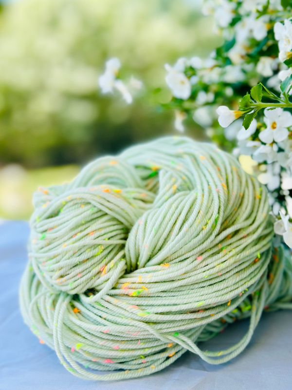 WoolWomen neon tweed