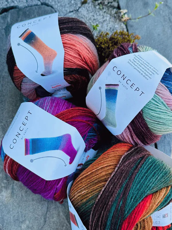 Katia symmetric socks &more - DEGRADÉ