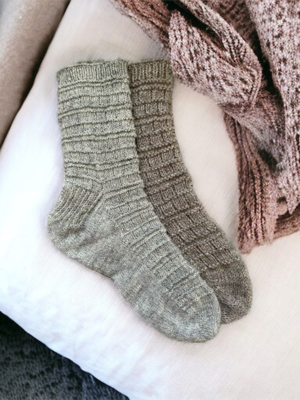 Aapo sock pattern finger PDF