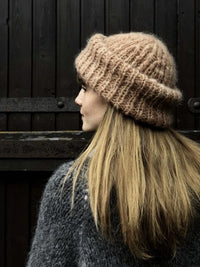 Rhuska pipo neuleohje + WoolWomen Fluff Mohair