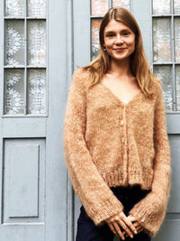 Fussa neuletakki neuleohje + WoolWomen Fluff Mohair