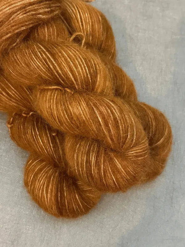 WoolWomen Alpaca blow
