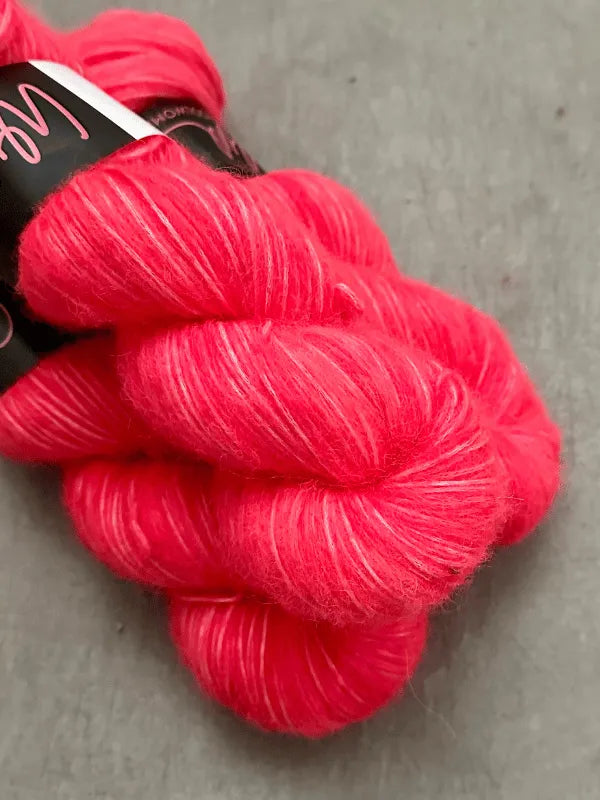 WoolWomen Alpaca blow