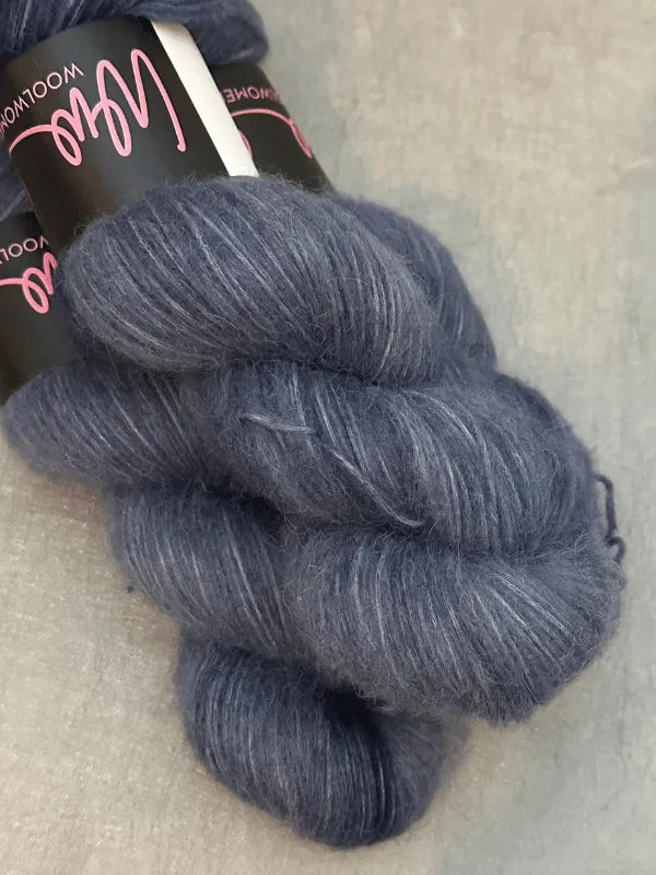 WoolWomen Alpaca blow