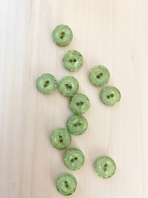 Pearl button 11mm 