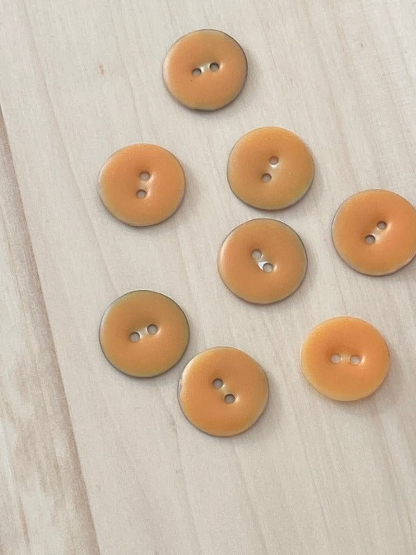 Helmiäisnappi 20mm emali